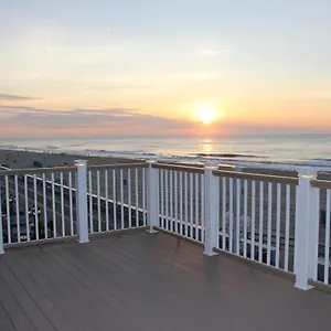 https://safari-motel-boardwalk.ocean-city-hotels.net